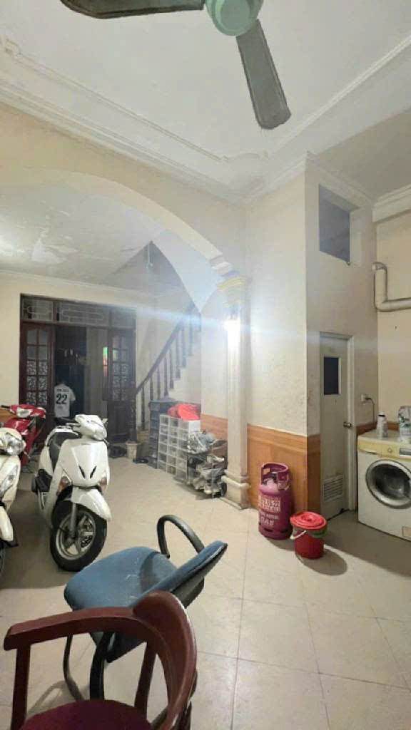 ĐỐNG ĐA - NGÕ THẲNG - 4 NGỦ KHÉP KÍN - GIÁ CHỈ 7XX TỶ